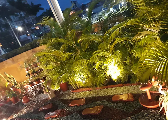Salvador hotels near Church and Monastery of Saint Benedict